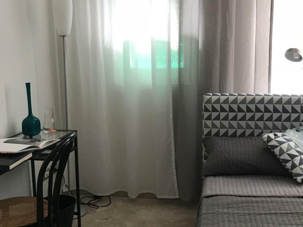 B&B Questa Casa Non E'Un Albergo Palermo Buitenkant foto