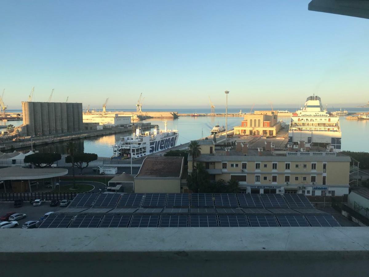 B&B Questa Casa Non E'Un Albergo Palermo Buitenkant foto
