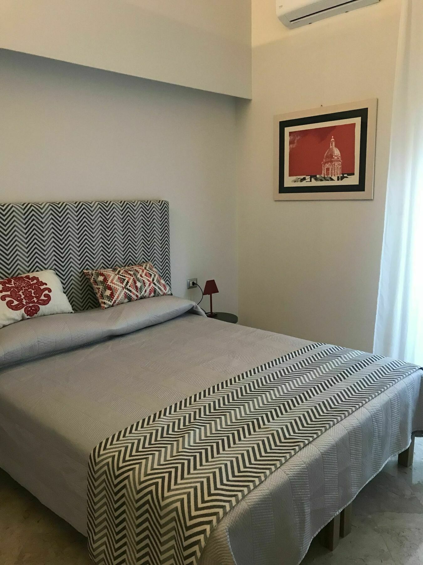 B&B Questa Casa Non E'Un Albergo Palermo Buitenkant foto